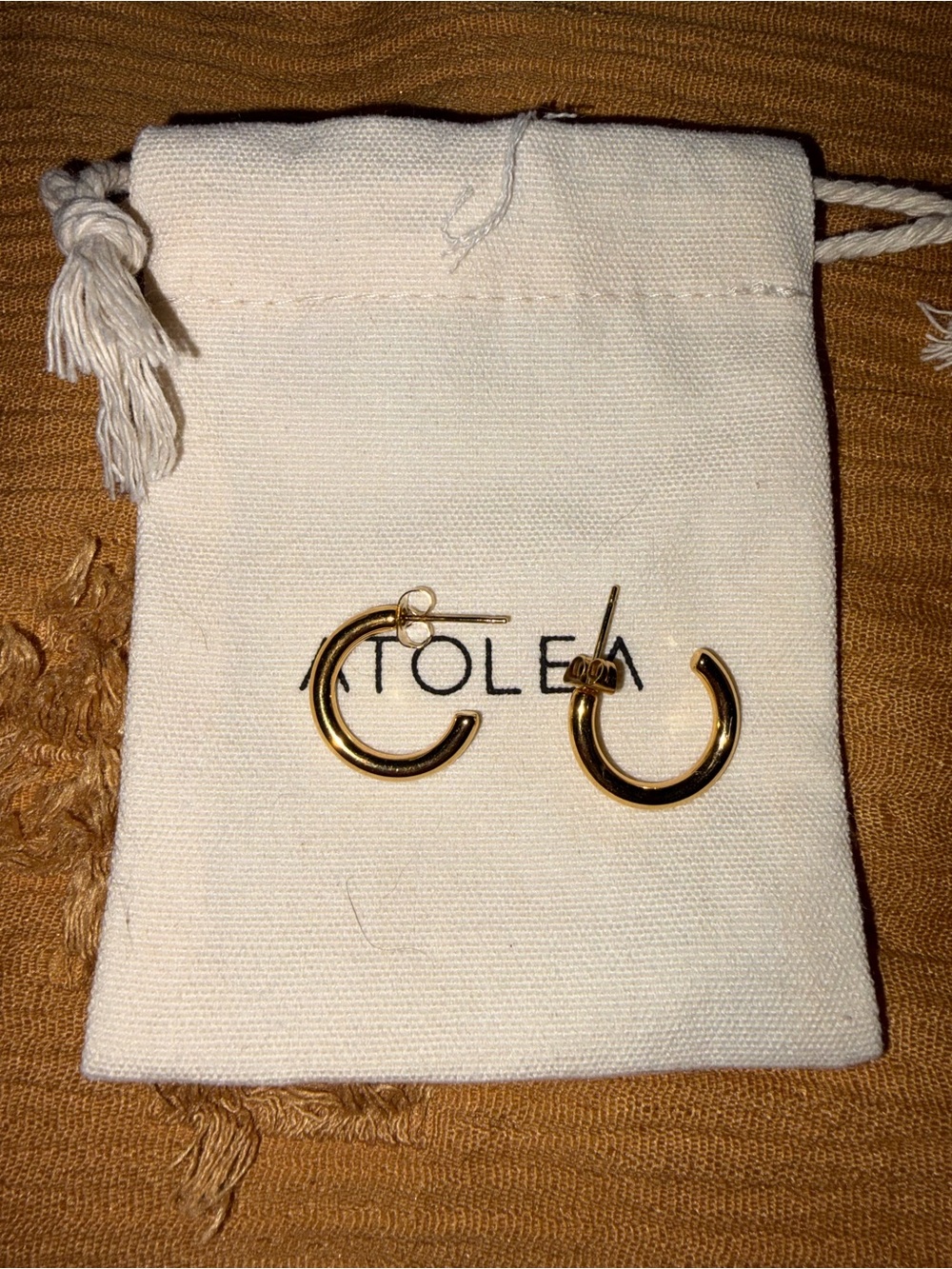 Medium Gold Hoop Earrings - Polished Small Hoops
